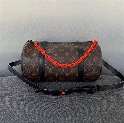 lv papillon messenger